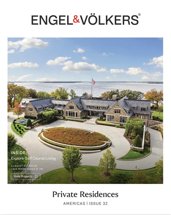 Private Residences Issue 32