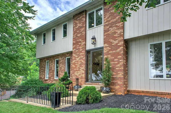 53 Braddock WAY, Asheville, NC 28803