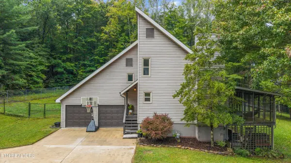 484 Hc Smith DR, Oneida, TN 37841