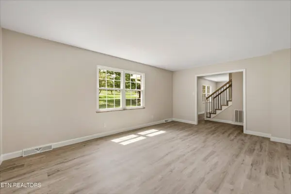 340 Mcfee Rd, Knoxville, TN 37934