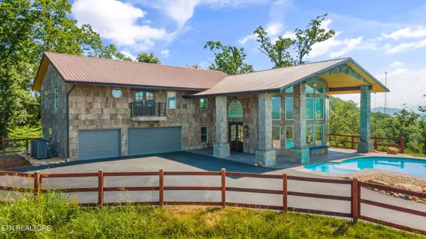 3661 Richardson Cove Rd, Sevierville, TN 37876