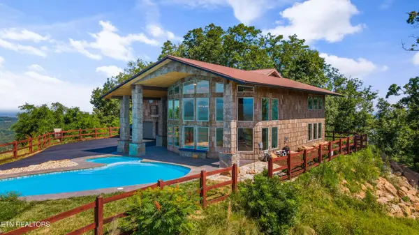 3661 Richardson Cove Rd, Sevierville, TN 37876