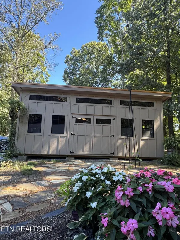 4264 Kingston Hwy, Loudon, TN 37774