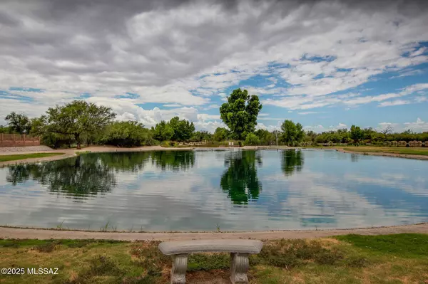 9690 E Country Court, Tucson, AZ 85749