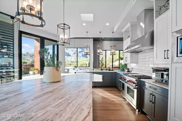 6041 N Vista Valverde, Tucson, AZ 85718