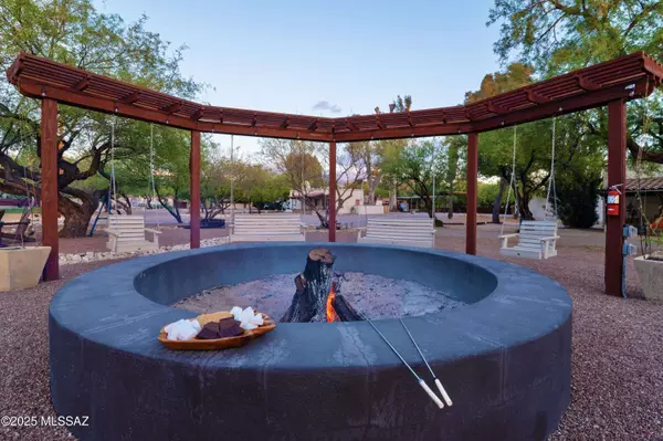 10700 E Tanque Verde Road, Tucson, AZ 85749