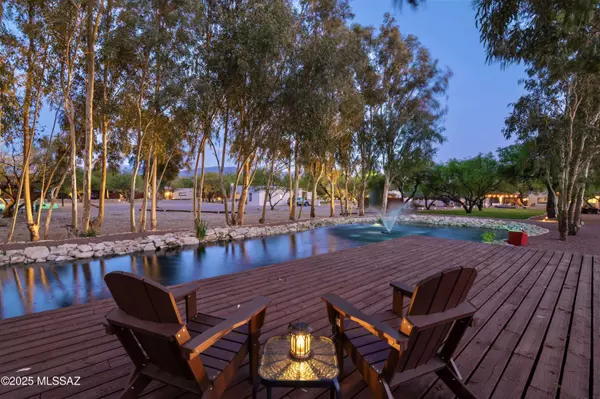 10700 E Tanque Verde Road, Tucson, AZ 85749