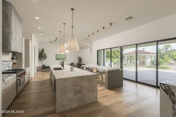 10541 E Windrose Dr, Scottsdale, AZ 85259