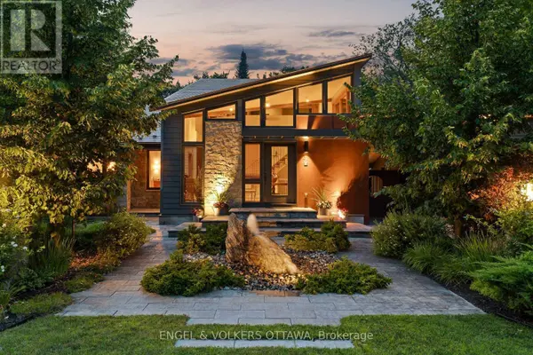 37 REVOL ROAD, Ottawa, ON K2G0B8