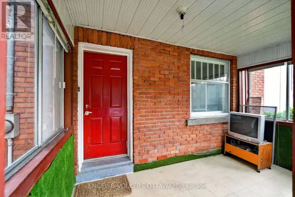 9 GENEVA STREET, Ottawa, ON K1Y3N5