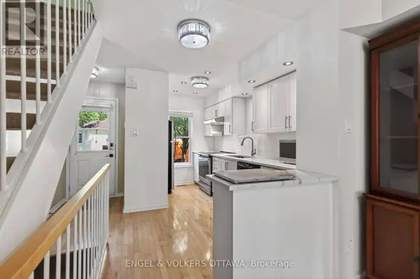 90B TEMPLETON STREET, Ottawa, ON K1N6X3