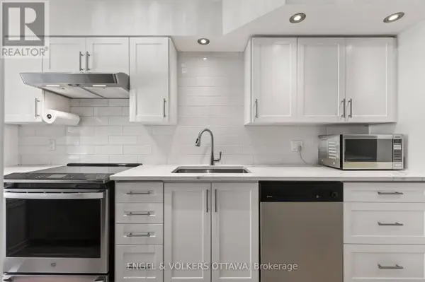 90B TEMPLETON STREET, Ottawa, ON K1N6X3
