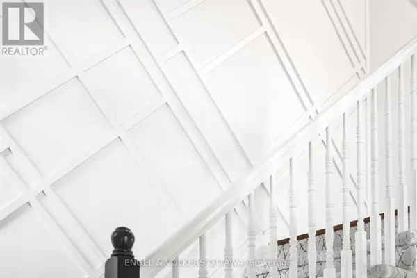 290 CITIPLACE DRIVE, Ottawa, ON K2E0A7