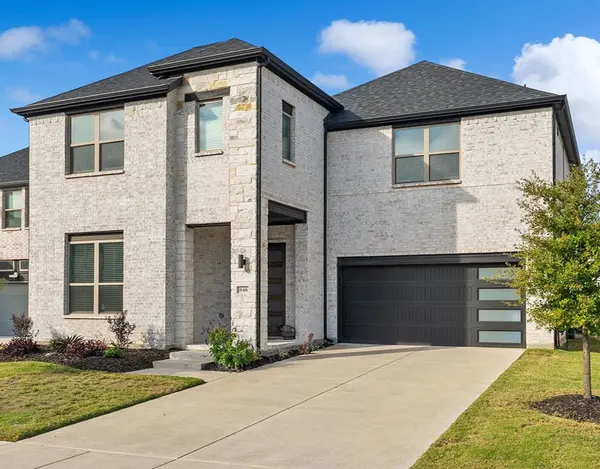 Modern Sophistication Meets Prime Location: Discover 846 Belltown Drive, Allen, TX 75013