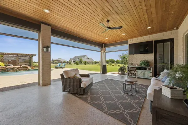 8604 Tuscan Way, Godley, TX 76044