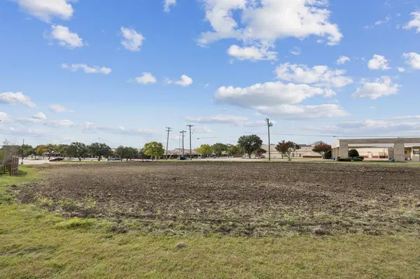 3320 Premier Drive, Plano, TX 75023