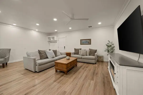 10902 Clear Creek Road W, Sanger, TX 76266