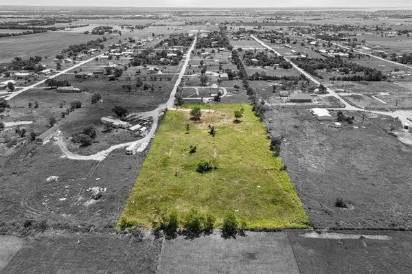 402 Sunflower Drive, Valley View, TX 76272