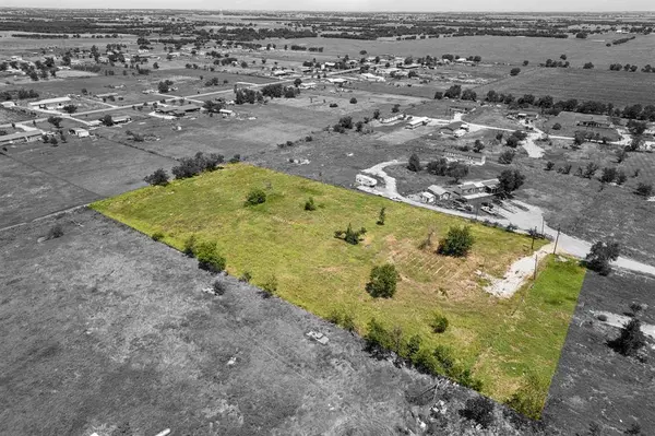 402 Sunflower Drive, Valley View, TX 76272