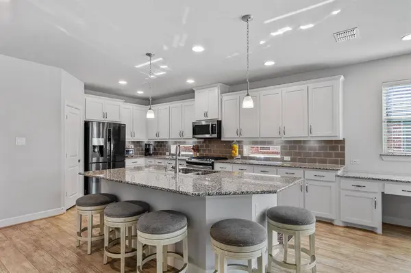 1120 8th Street, Argyle, TX 76226