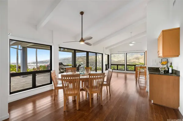 7440 Kamehame PL, Honolulu, HI 96825