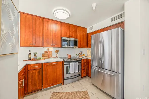 600 Queen ST #612, Honolulu, HI 96813