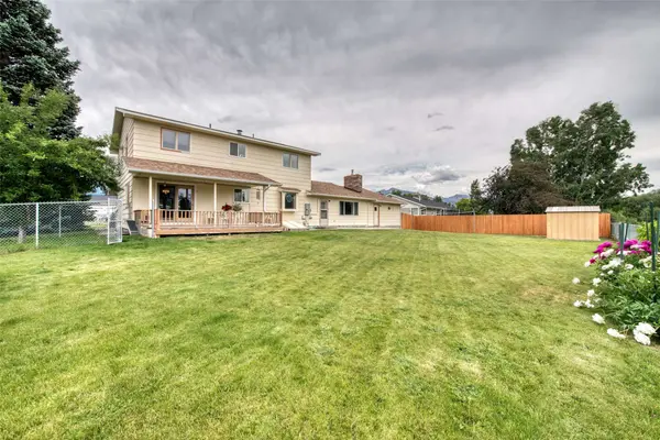 238 Hillcrest DR, Hamilton, MT 59840
