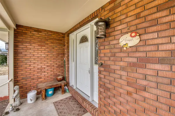 238 Hillcrest DR, Hamilton, MT 59840