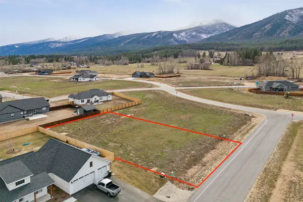 225 Palomino DR, Florence, MT 59833