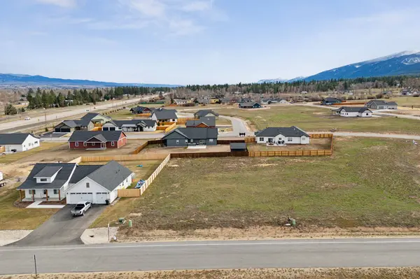 225 Palomino DR, Florence, MT 59833