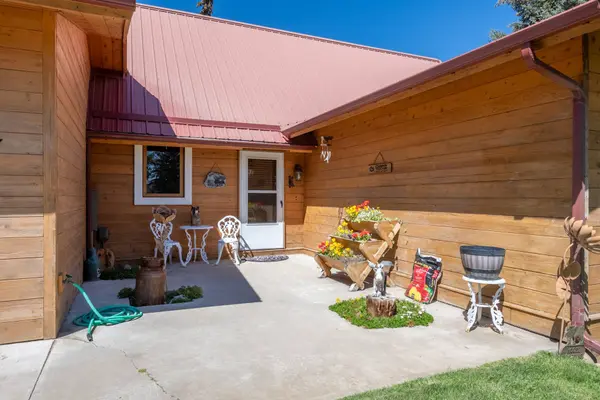 2307 Robin LN, Victor, MT 59875