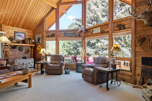 2307 Robin LN, Victor, MT 59875
