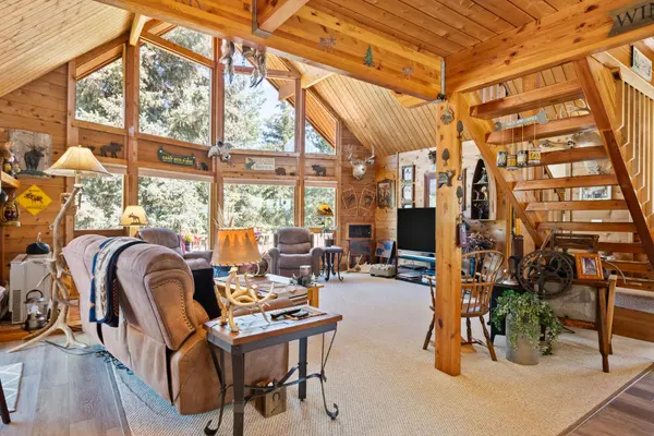 2307 Robin LN, Victor, MT 59875