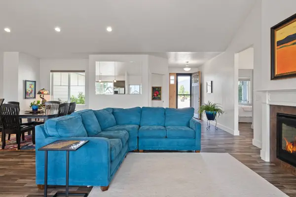130 China Silk WAY, Hamilton, MT 59840