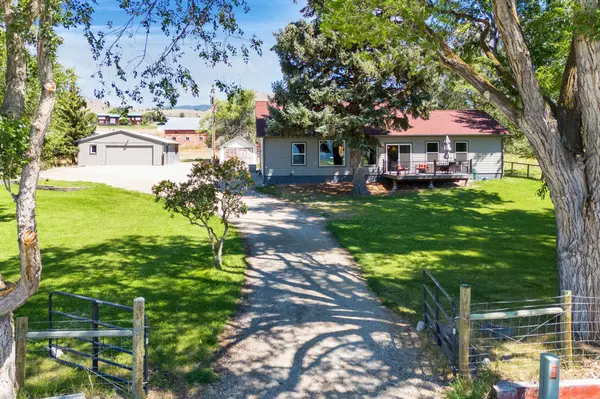 1420 Summerdale RD, Corvallis, MT 59828