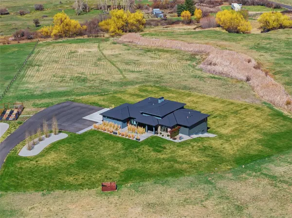 773 Stone Creek LOOP, Corvallis, MT 59828
