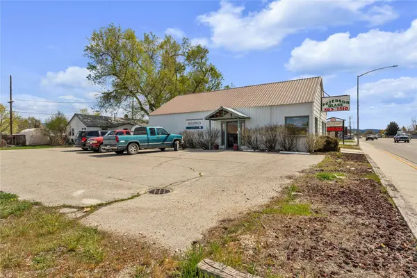 700 & 702 S 1st ST, Hamilton, MT 59840
