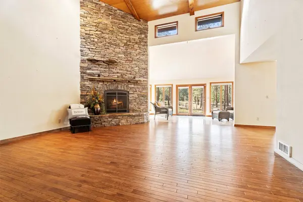 912 Weber Butte TRL, Corvallis, MT 59828