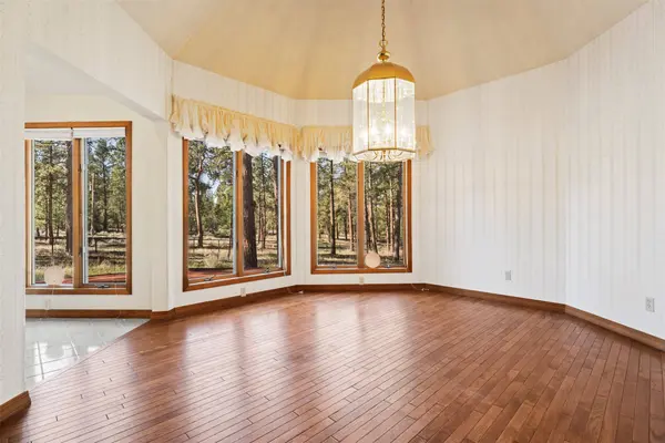 912 Weber Butte TRL, Corvallis, MT 59828