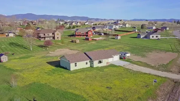 668 Winding Creek TRL, Corvallis, MT 59828