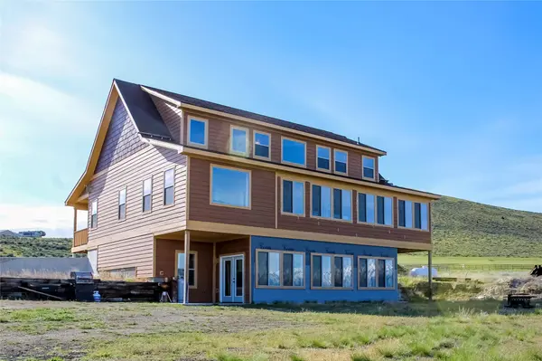 1106 Corvallis Hills DR, Corvallis, MT 59828