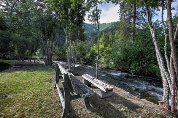 158 Trapper Creek RD, Darby, MT 59829