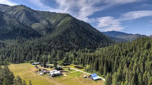158 Trapper Creek RD, Darby, MT 59829