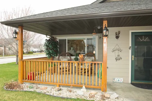 160 Meadow DR, Hamilton, MT 59840