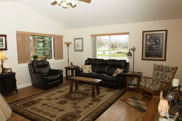 160 Meadow DR, Hamilton, MT 59840