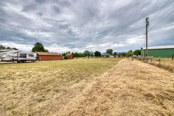 388 Winkler LN, Hamilton, MT 59840
