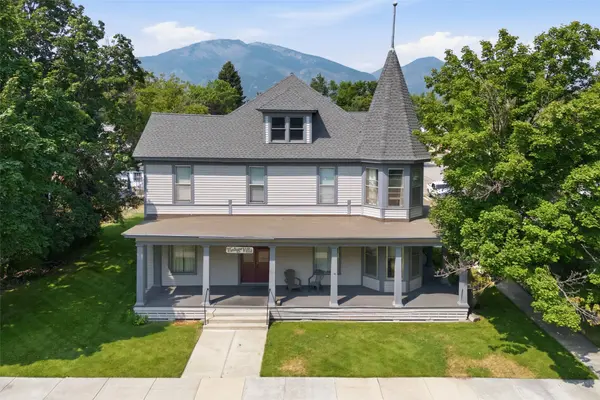 301 S 4th ST