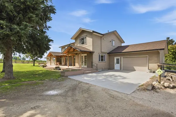 1649 Mountain View Orchard RD, Corvallis, MT 59828