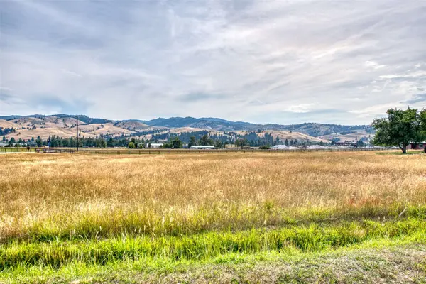 189 Bunkhouse RD, Darby, MT 59829