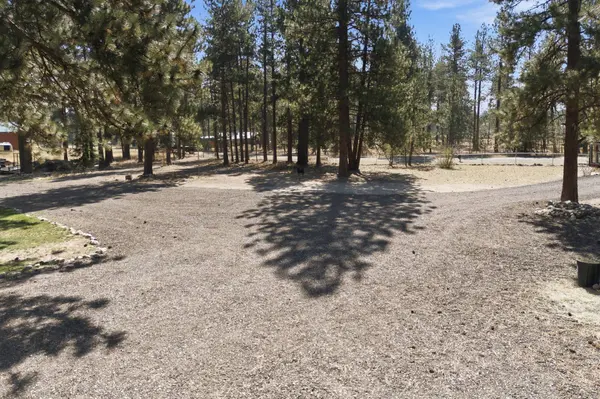 516 Pebble LN, Hamilton, MT 59840